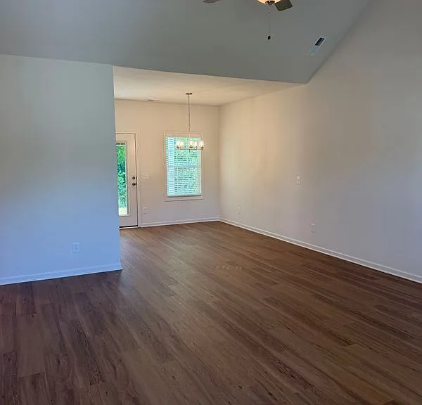 100 Centennial Ln — Photo 8
