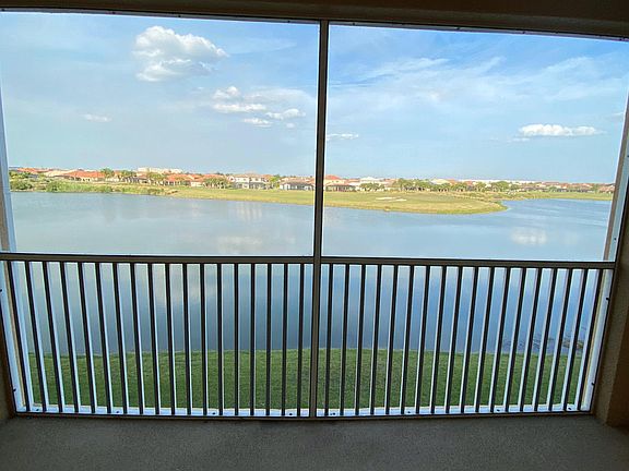 4th image of 6838 Toland Dr APT 305
