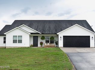 7921 Bud Hawkins Rd, Corryton, TN 37721