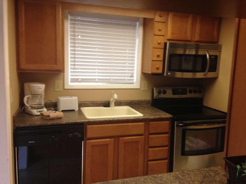 2nd image of 265 Lanai Vlg