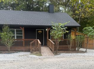 14565 E Black Oak Rd, Fayetteville, AR 72701