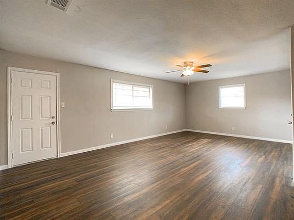 5th image of 303 Glen Rose Ave