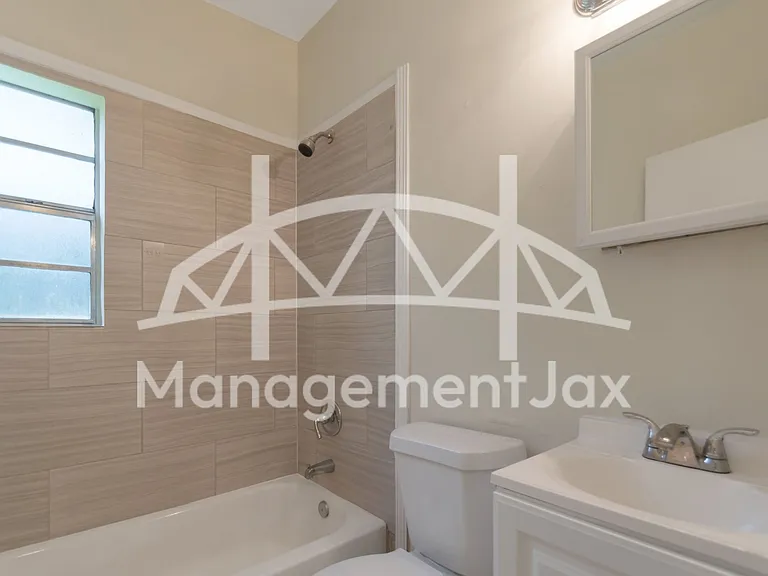 2604 Van Gundy Rd — Photo 5