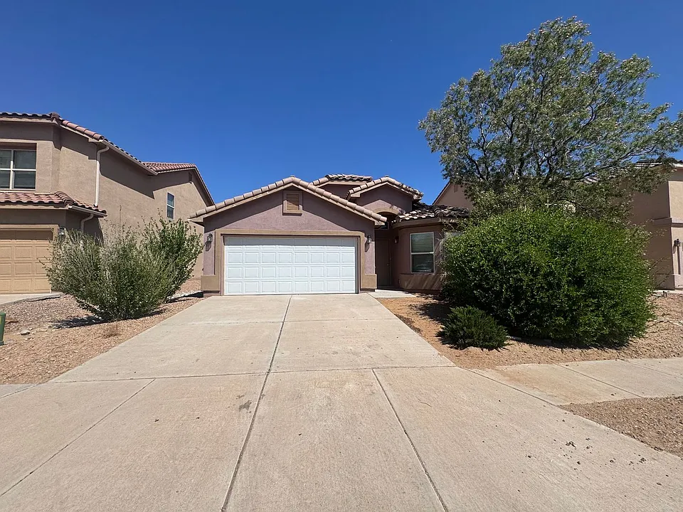 800 Purple Aster Ave SW