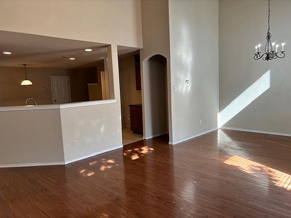 5th image of 1123 Landon Ln