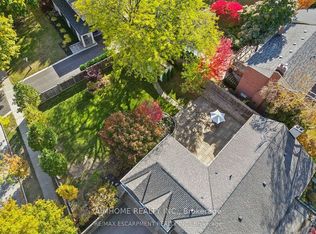 1300 Braeside Dr, Oakville, ON L6J 2A4