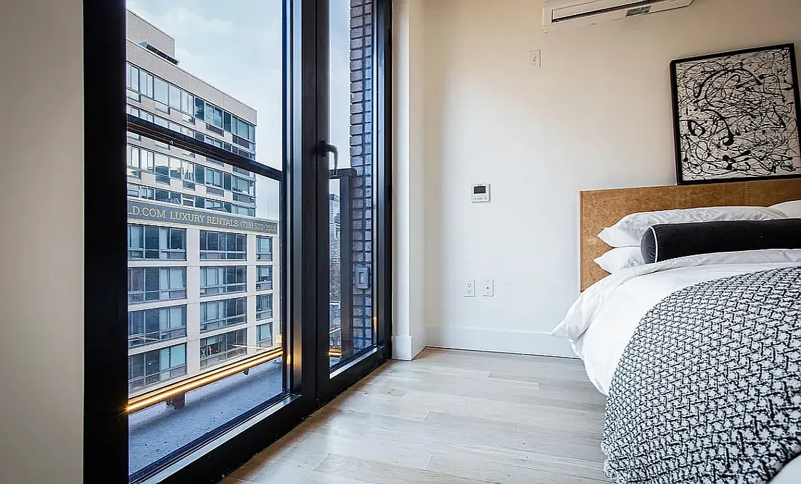 260 Gold Street — Photo 2