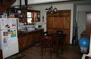 5th image of 125 Maxton Ln