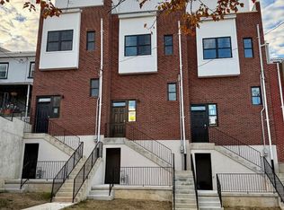 303 Fountain St, Philadelphia, PA 19128