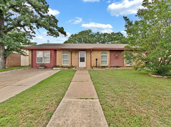 1125 Hillwood Dr, Lewisville, TX 75067