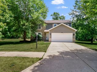 1887 Boardwalk Cir E, Portage, IN 46368