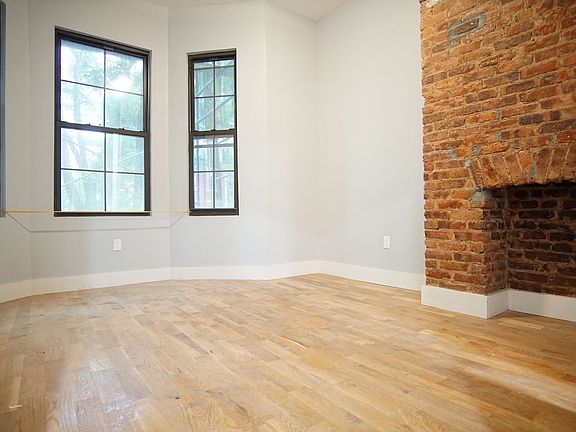 3rd image of 1102 Putnam Ave APT 3F