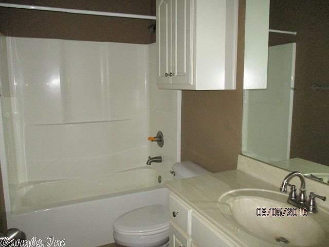 2nd image of 20 Becca Rd