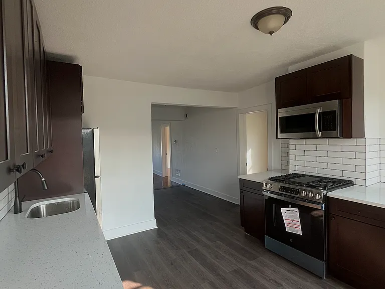 Brand New Stainless Steel Appliances!