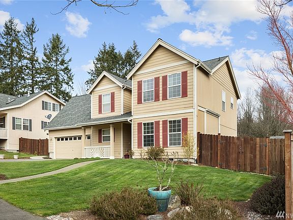2nd image of 2315 Carnation Ct