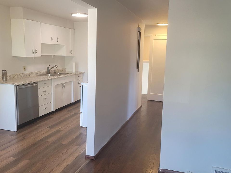 1st image of 10414 Alderbrook Pl NW
