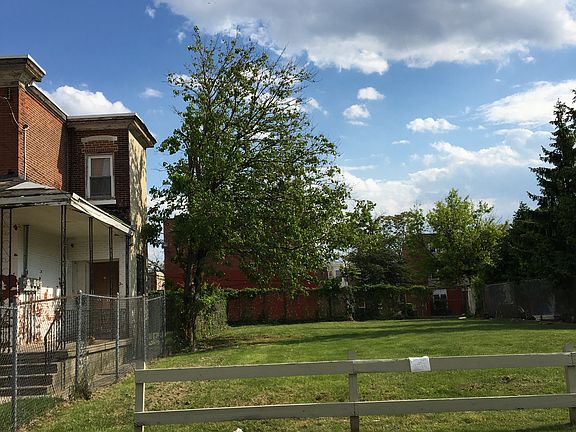 2nd image of 5434 Vine St
