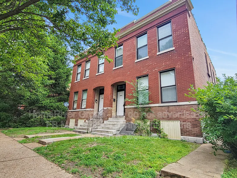 3852 Louisiana Ave #2