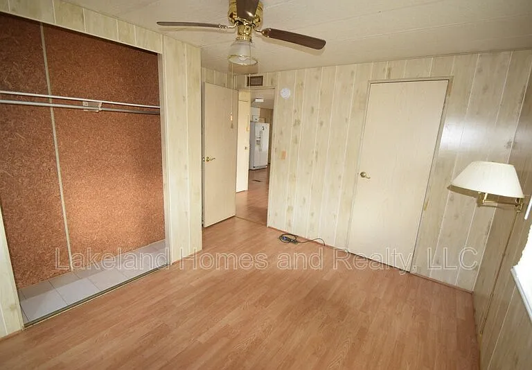 1567 Longbow Dr — Photo 8