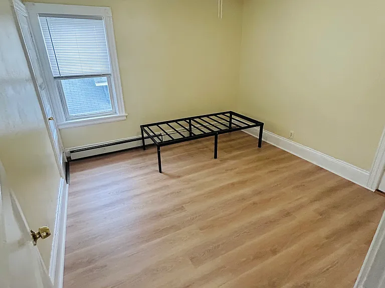 195 Mauran Ave #2 — Photo 9