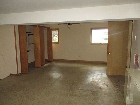 5th image of 15374 Betty Ann Ln