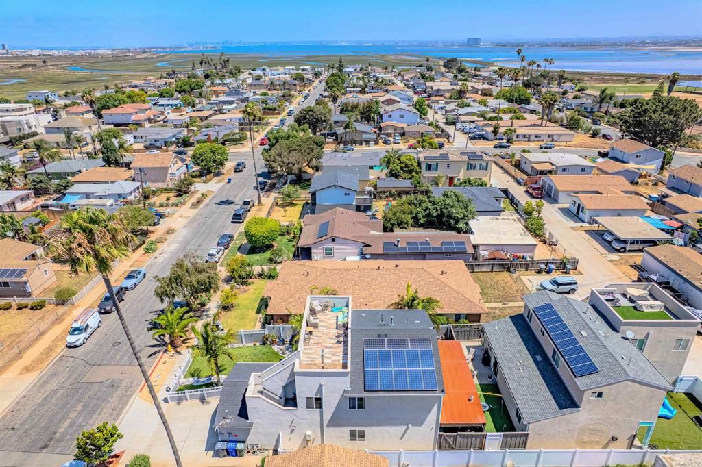 569 Delaware St, Imperial Beach, CA - More