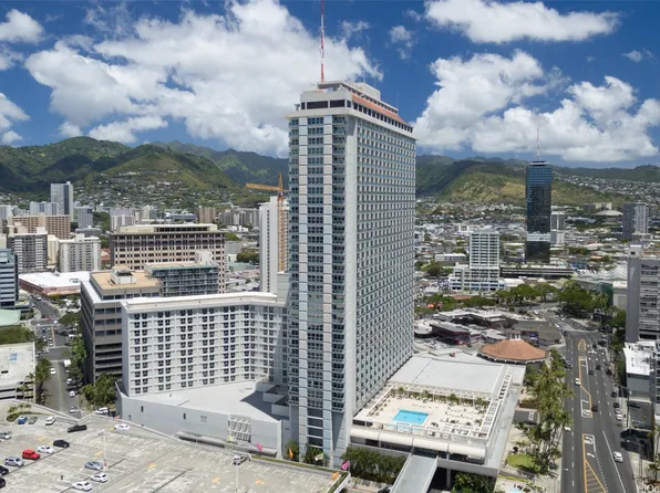 410 Atkinson Dr #2327, Honolulu, HI 96814