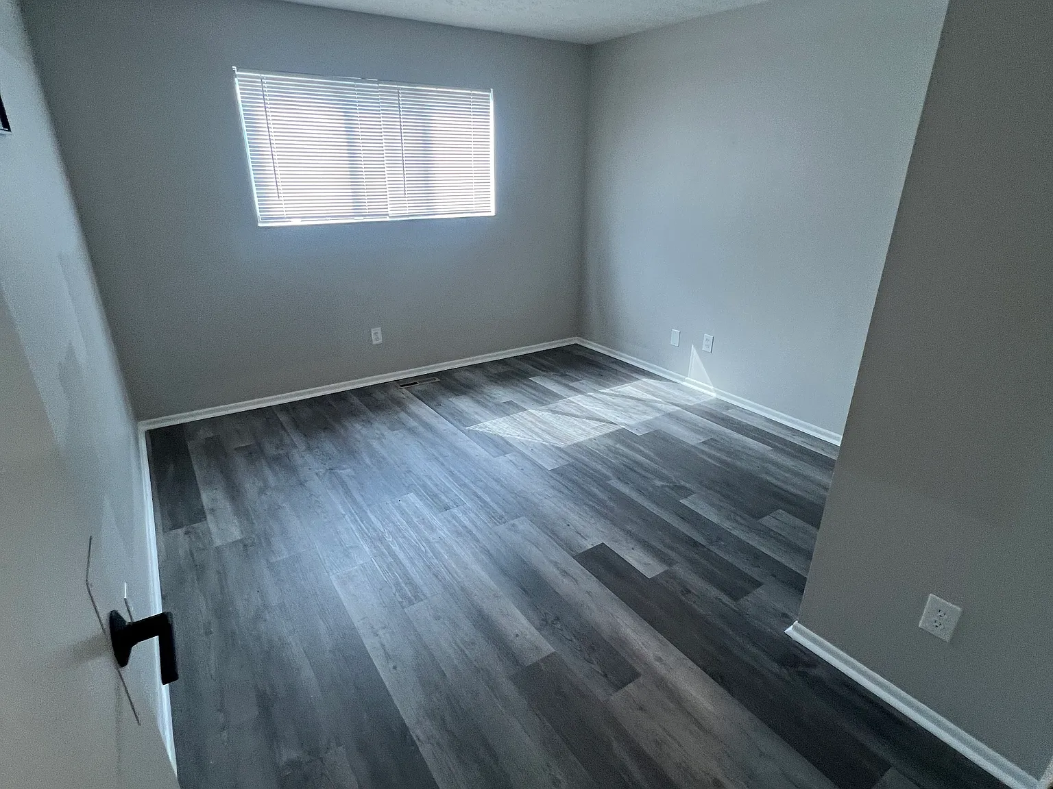 3 bed, 1350 sqft, $1,750 — Photo 3