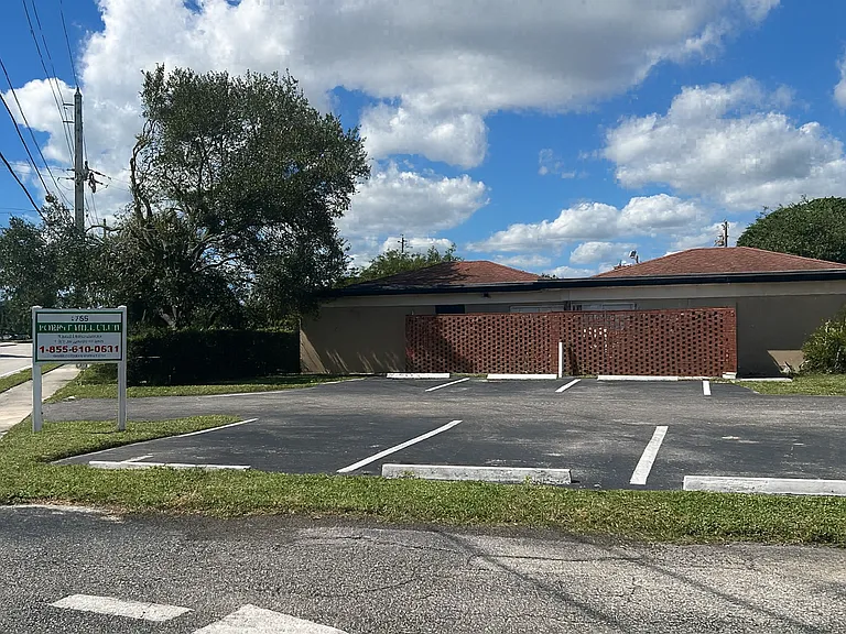 1755 Forest Hill Blvd West Palm Beach, FL 33406 — Photo 10