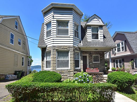 3rd image of 93 Grove St