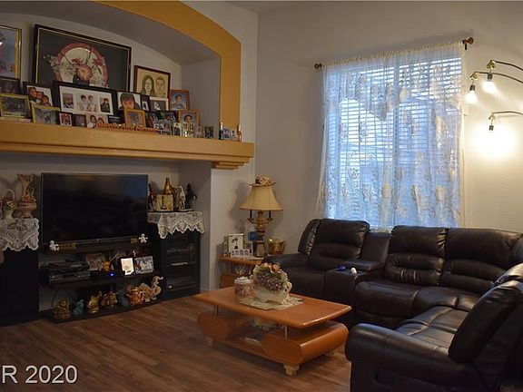 5th image of 6840 Momentos St