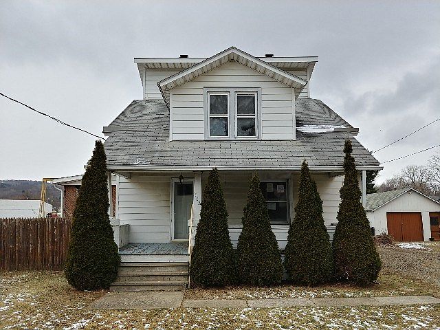 1st image of 385 Upper Oakwood Ave