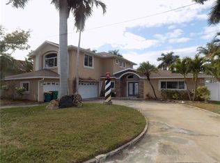 1512 Sea Gull Dr S, Saint Petersburg, FL 33707