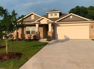 2422 Anna Ct, Blanchard, OK 73010