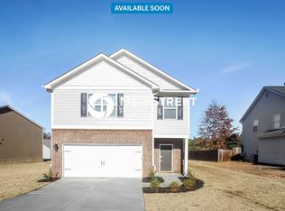 243 Augusta Woods Dr, Villa Rica, GA 30180