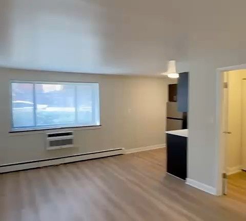 5th image of 5917 N Kenmore Ave APT 102