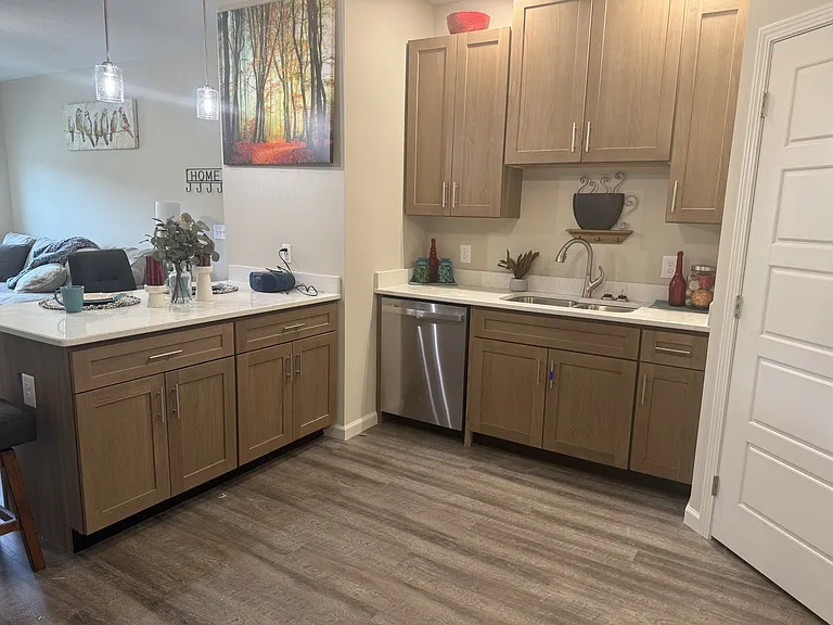Sinclair Ridge Apartments — Photo 20