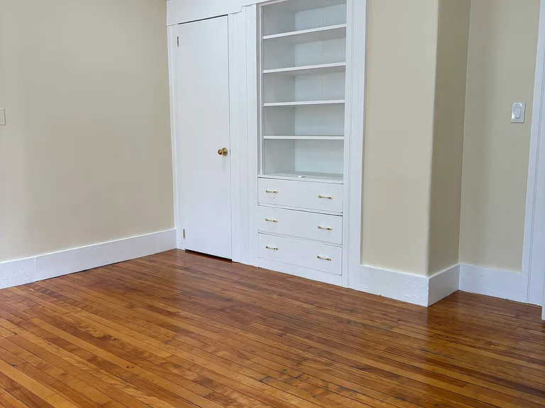 23B Maple St — Photo 3