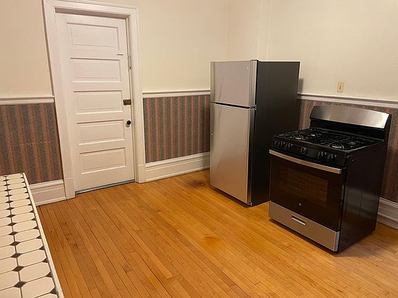 4th image of 120 N Oak Park Ave APT 216