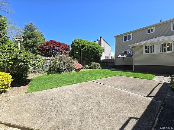 4th image of 597 Woodland Drive