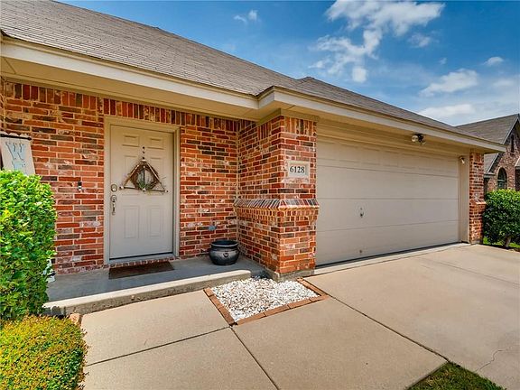 4th image of 6128 Lochmoor Dr
