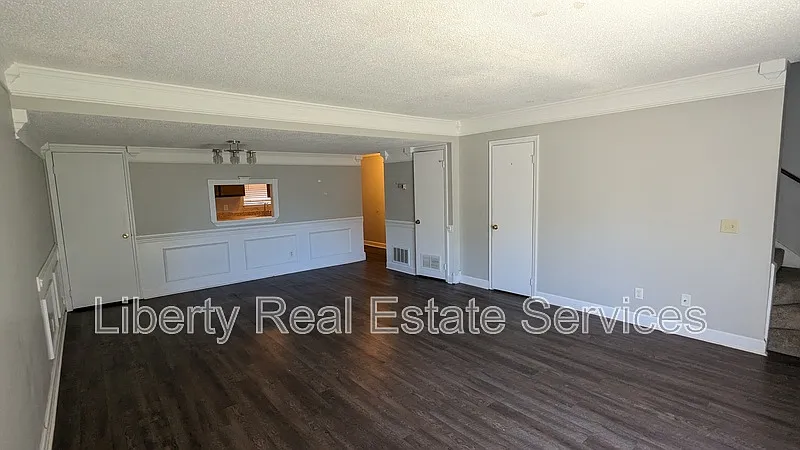 Woodwind North Condominiums — Photo 2