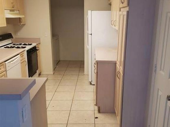 4th image of 7709 Bauble Ave
