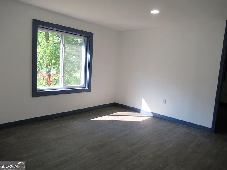 1379 Sam Craven Rd — Photo 18