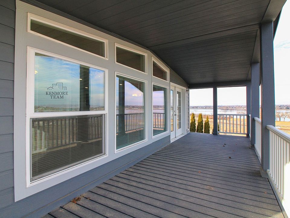 1st image of 1214 N Morain Loop