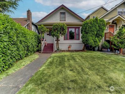 1528 25th Avenue, Seattle, WA, 98122