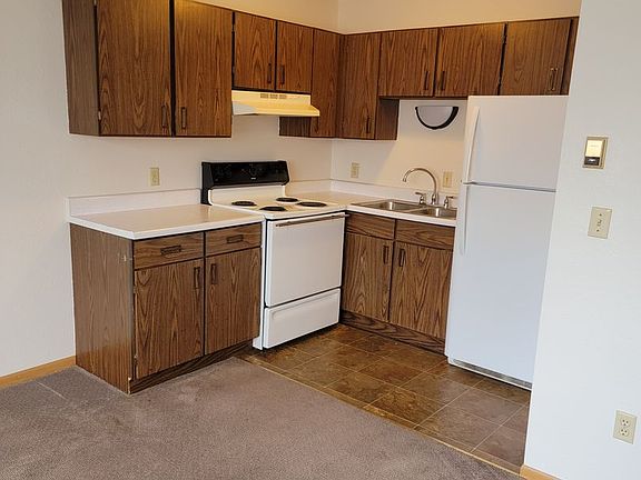 2nd image of 250 21st St NW #16