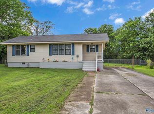 1607 10th Avenue Ct SE, Decatur, AL 35601