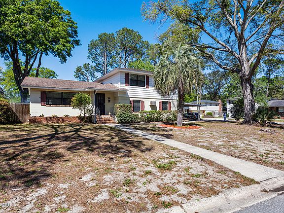 3rd image of 5575 Paulbett Dr