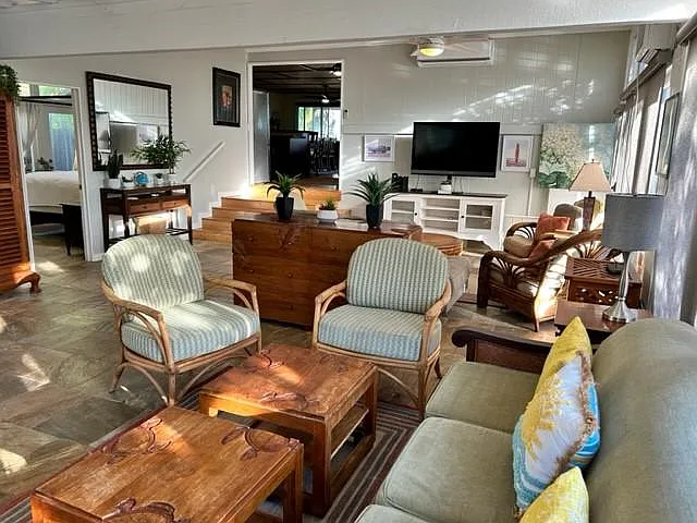 Great Room Seating and Reading area with Queen Sofa Bed